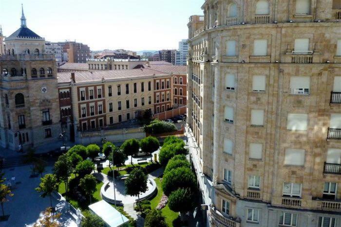 Espacios Blanco Santiago - Con Parking. Valladolid Kültér fotó