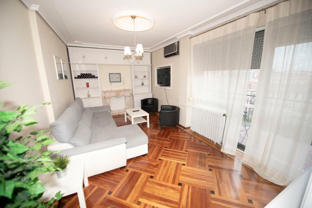 Espacios Blanco Santiago - Con Parking. Apartman Valladolid Kültér fotó